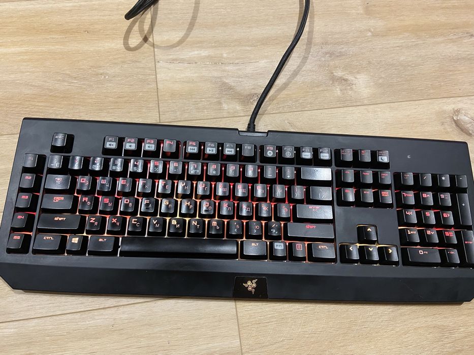 Механічна клавіатура Razer BlackWidow Chroma
