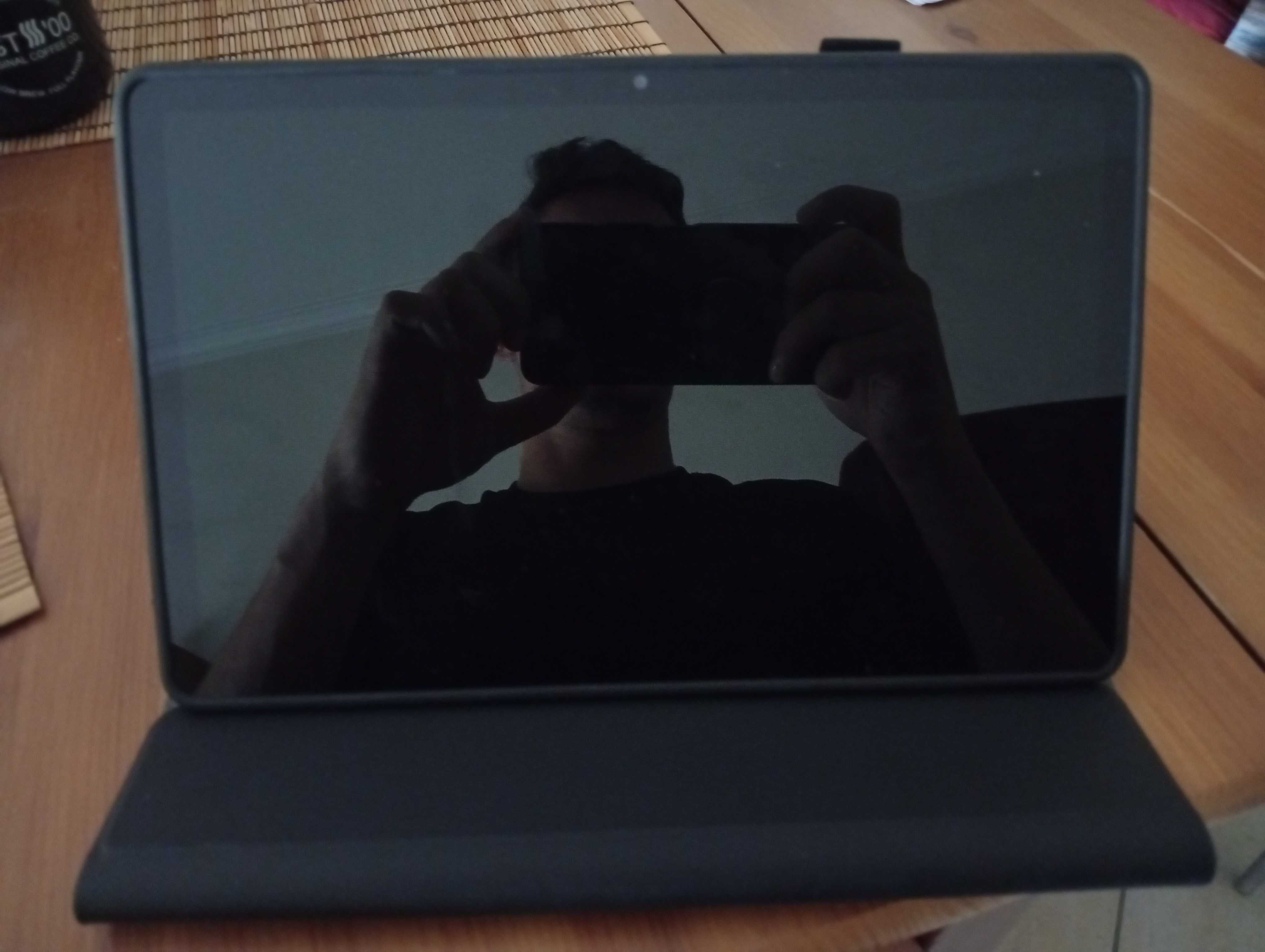 Lenovo Tab M10 plus (128Gb ROM + 4 GB RAM) com capa