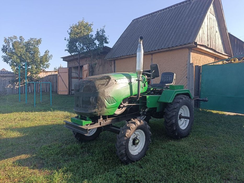 Трактор ZUBR T24