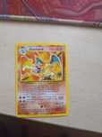 Carta ultra rara Charizard
