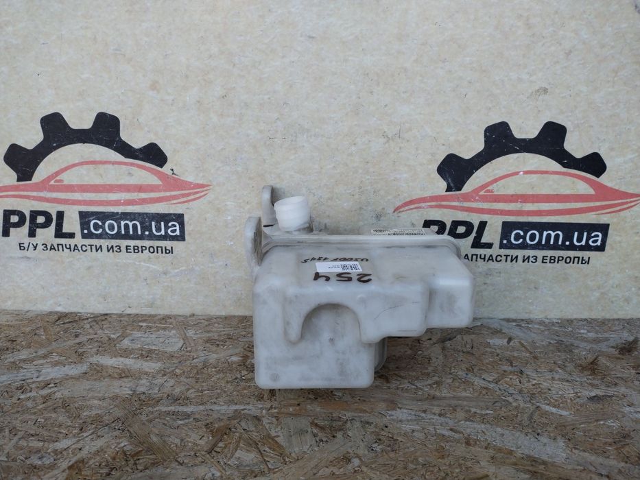 VW Golf 7 VII 2012-2020 Бачок омывателя 5G0955453L / 5G0955448R