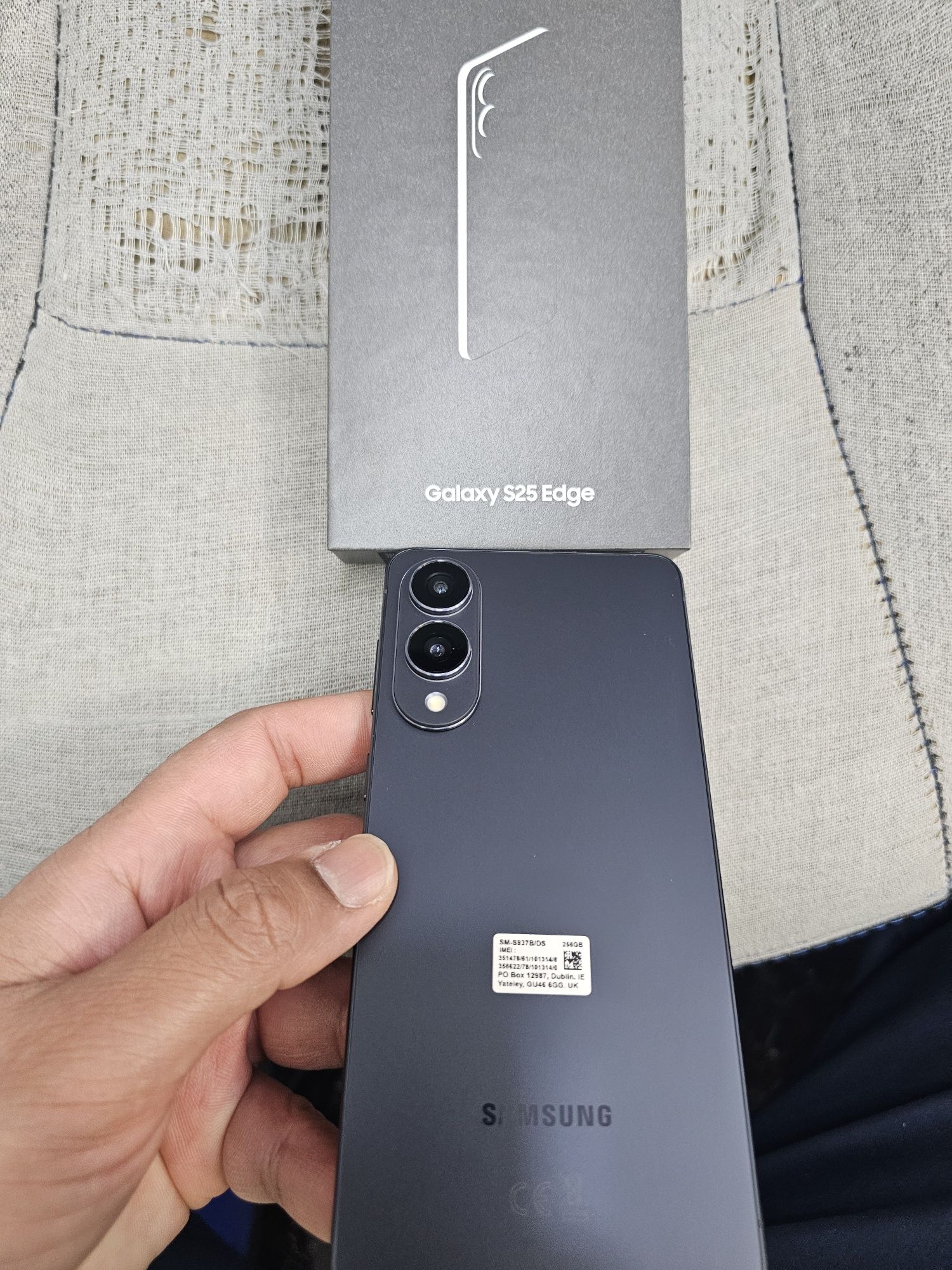 Galaxy S25 edge.256/12gb