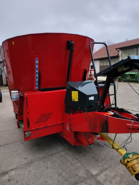 Paszowóz wóz paszowy Strautmann Vertimix 951