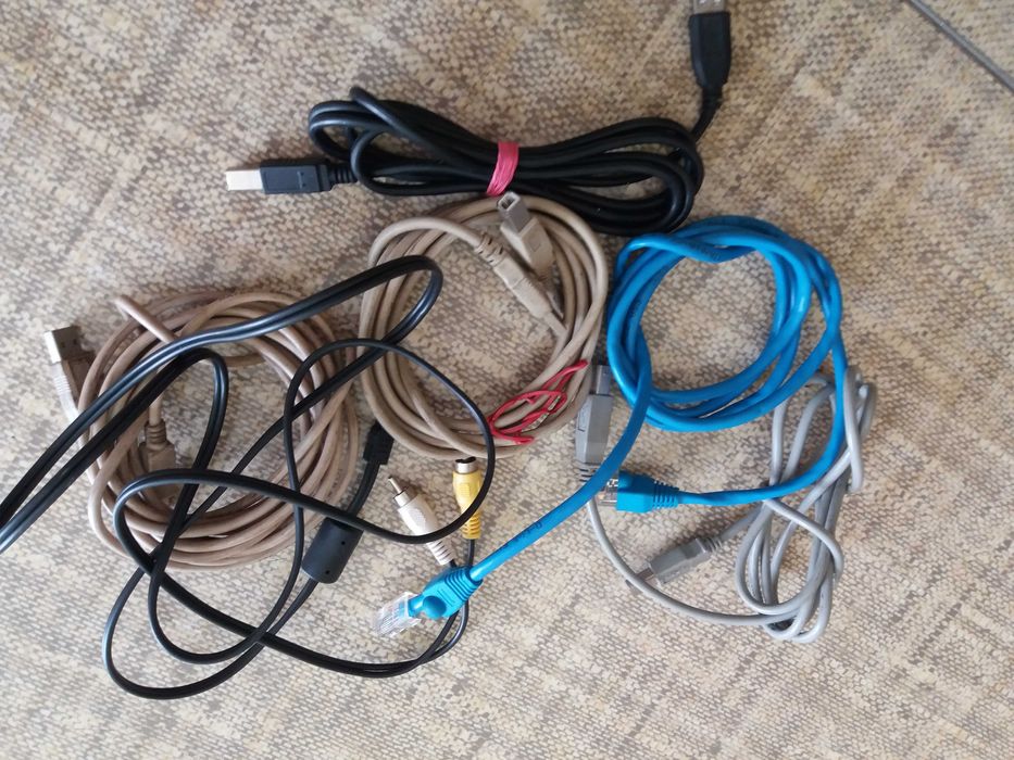 Stare kable kabel wtyczka do komputera mix wszystko za 25 zł