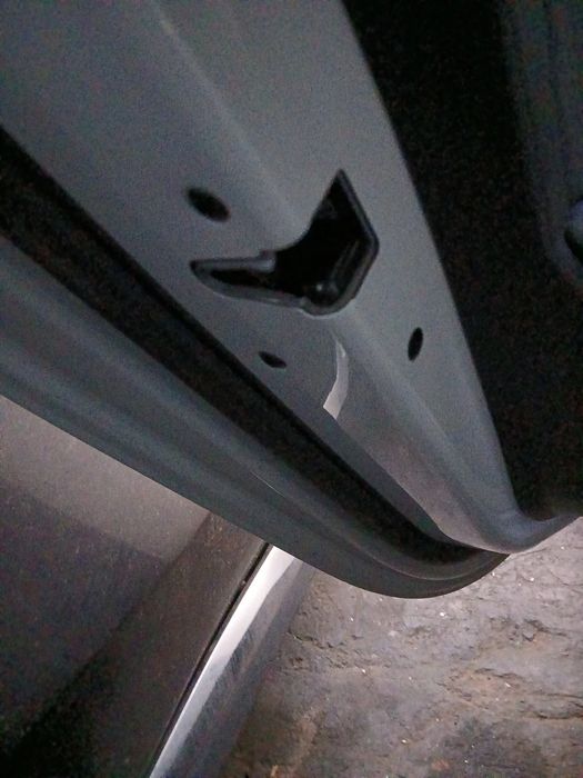 Fechadura / fecho porta trás esquerdo BMW 1 (F40)