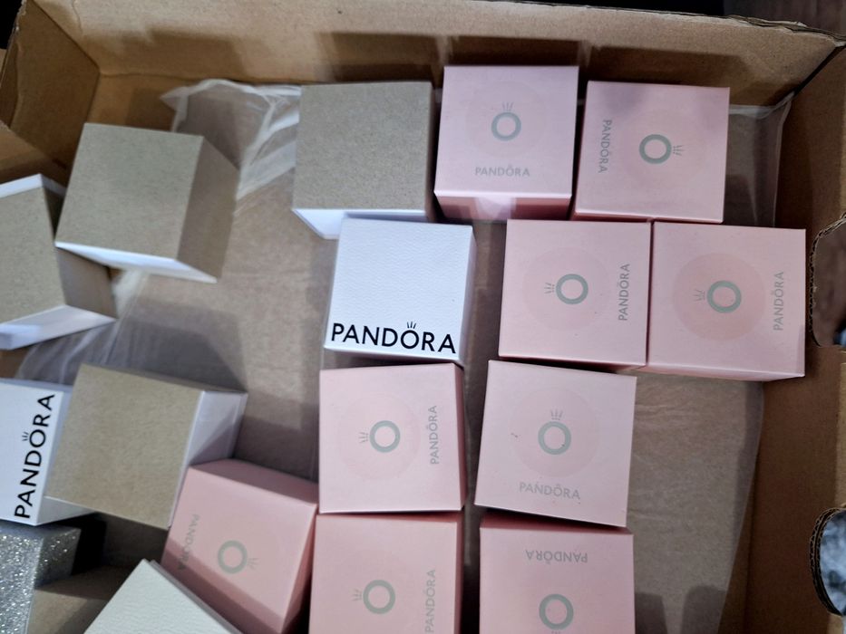 Pudełka Pandora małe szaro-różowe, pudełka Pandora małe białe, torebki
