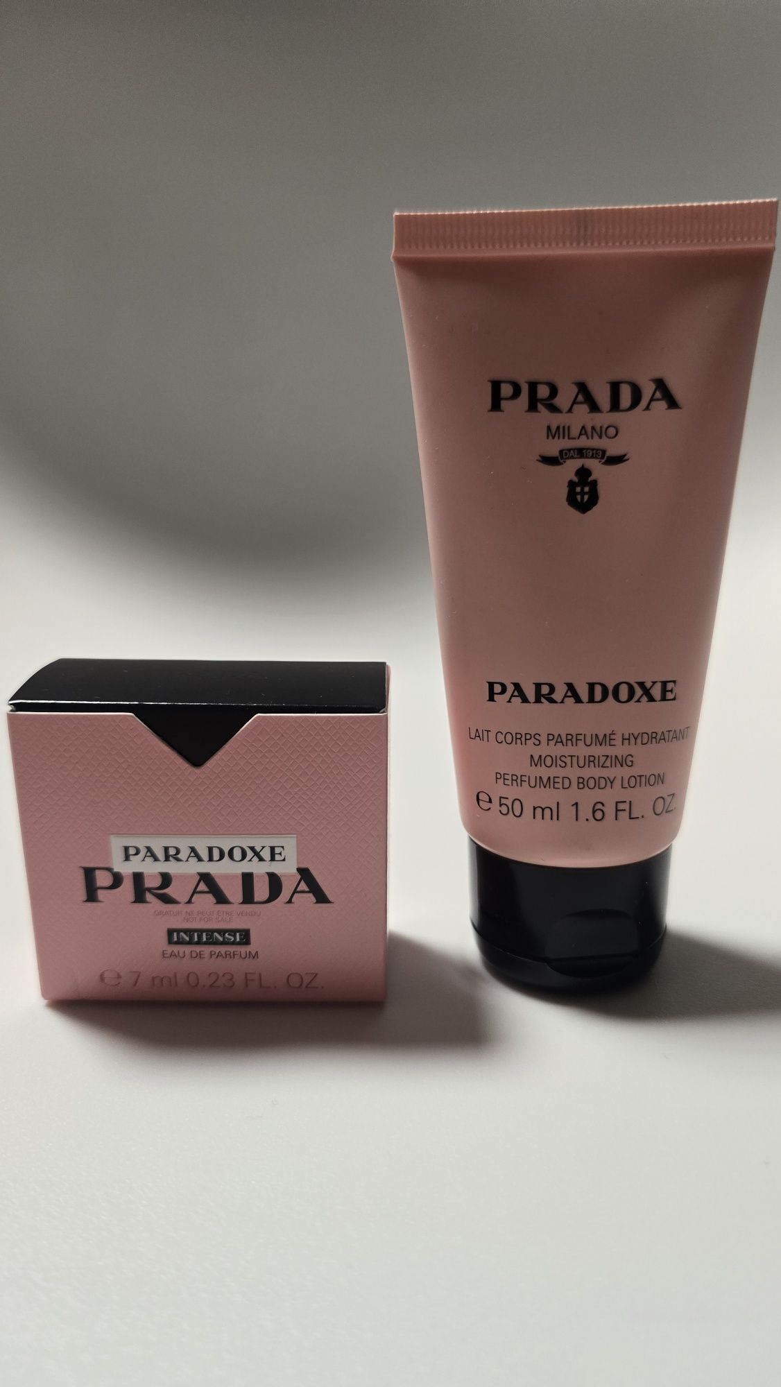 Zestaw prada paradox intense z balsamem do ciała.