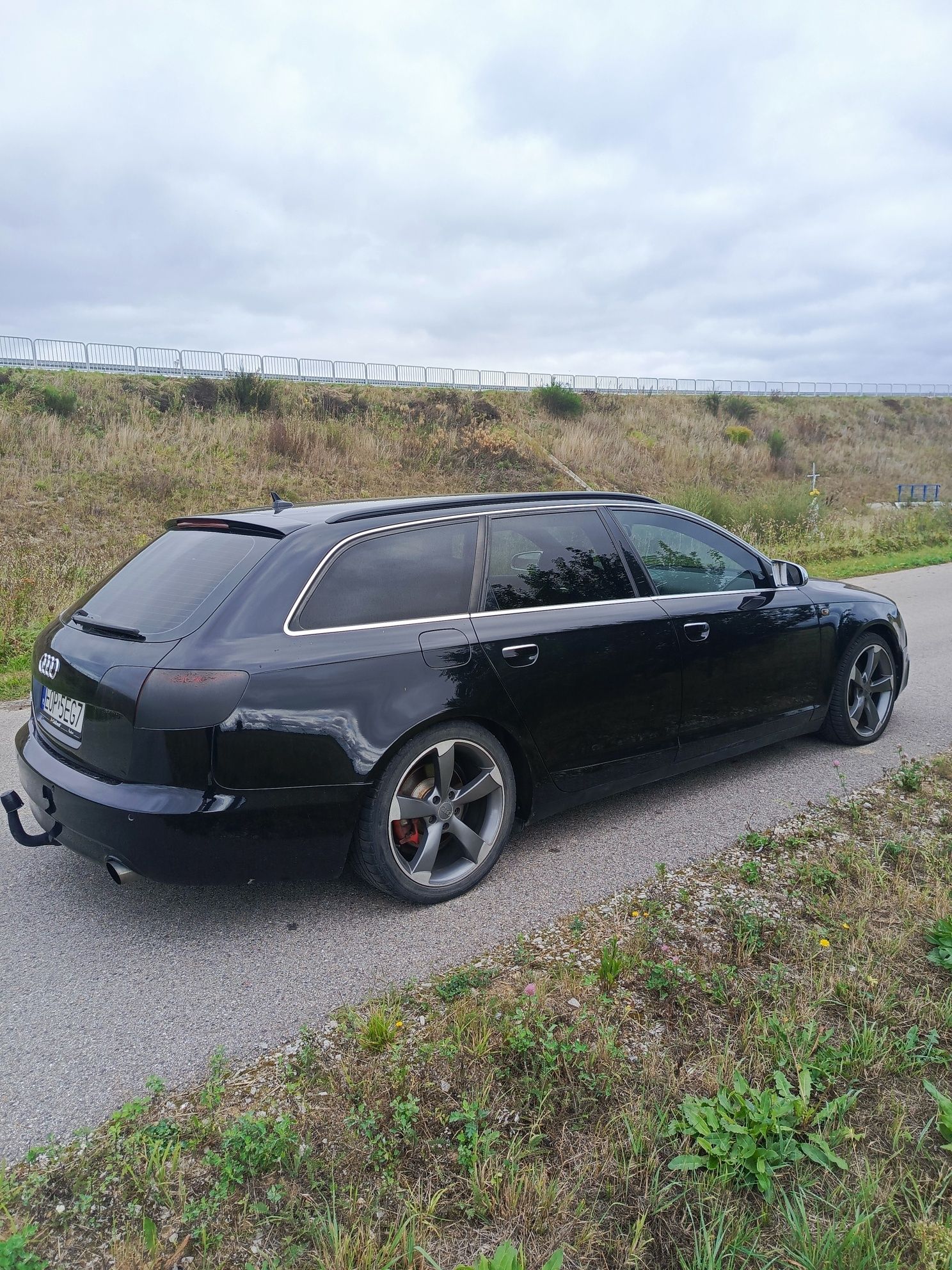 Audi A6c6 2.0 tdi Avant S-Line