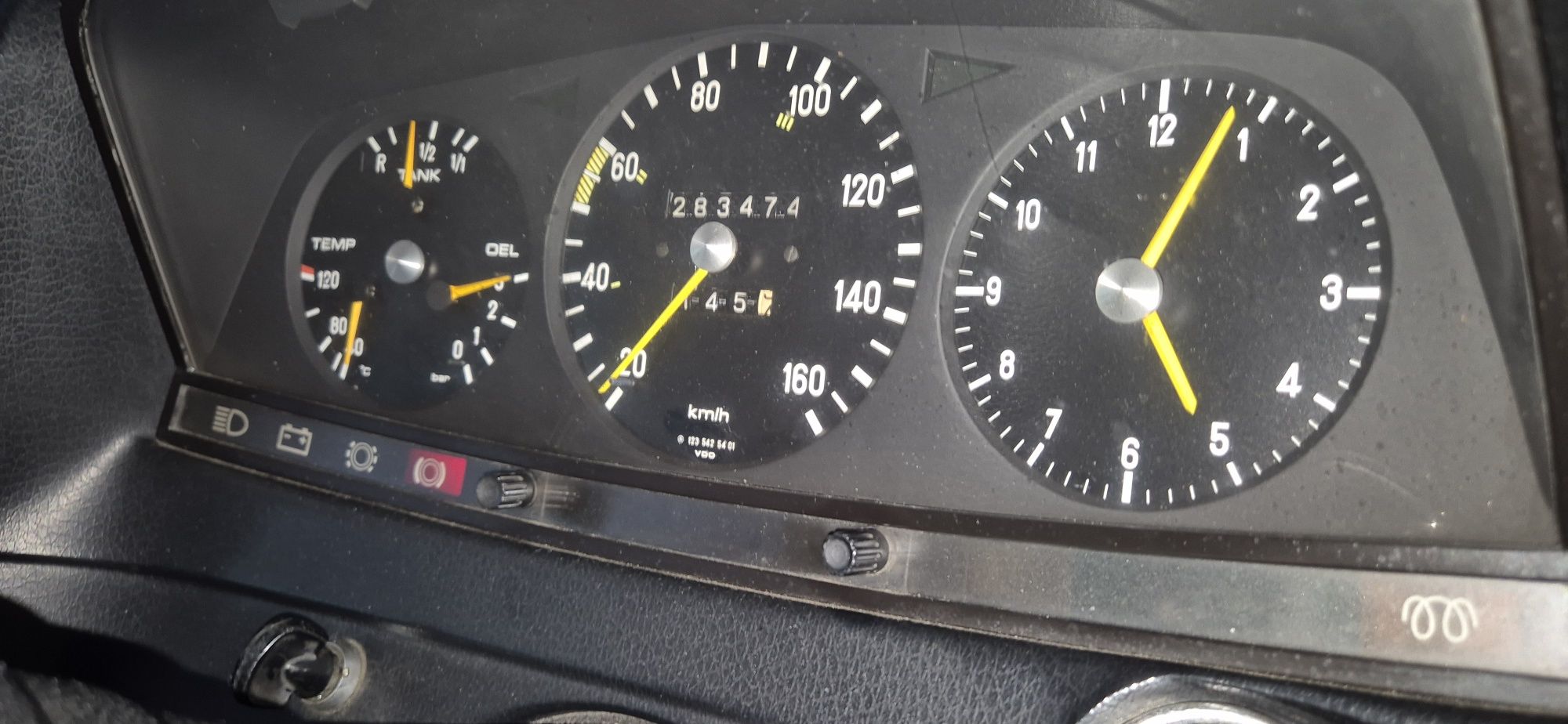 Mercedez-benz 200d CLÁSSICO