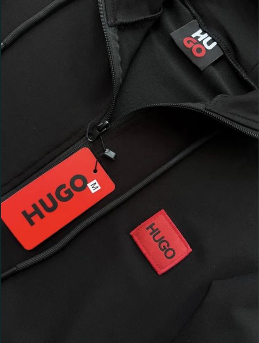 Чоловічий спортивний костюм від Hugo Boss