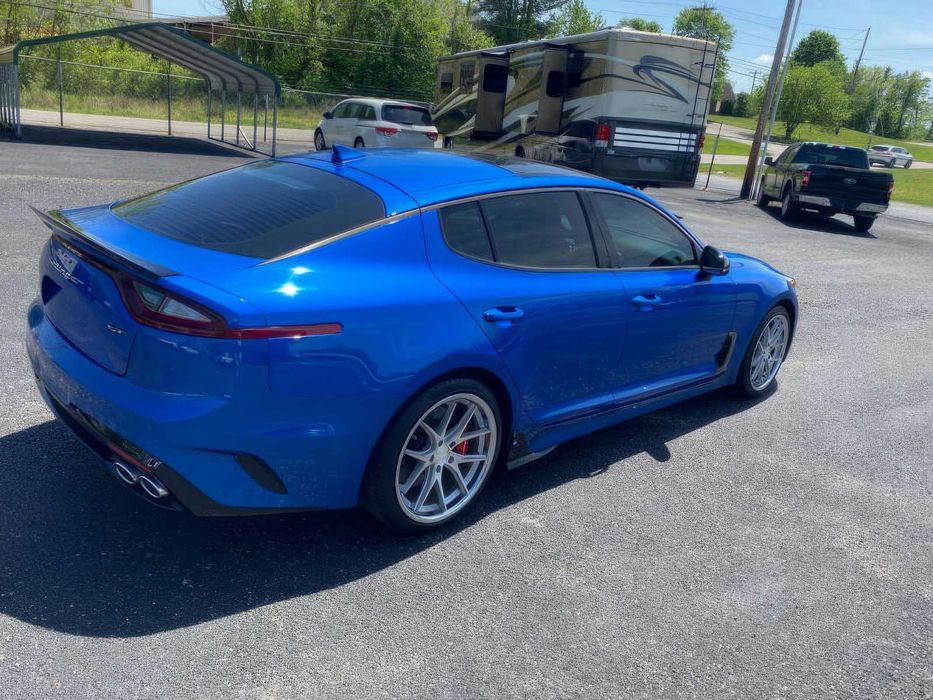 Kia Stinger GT2      2020