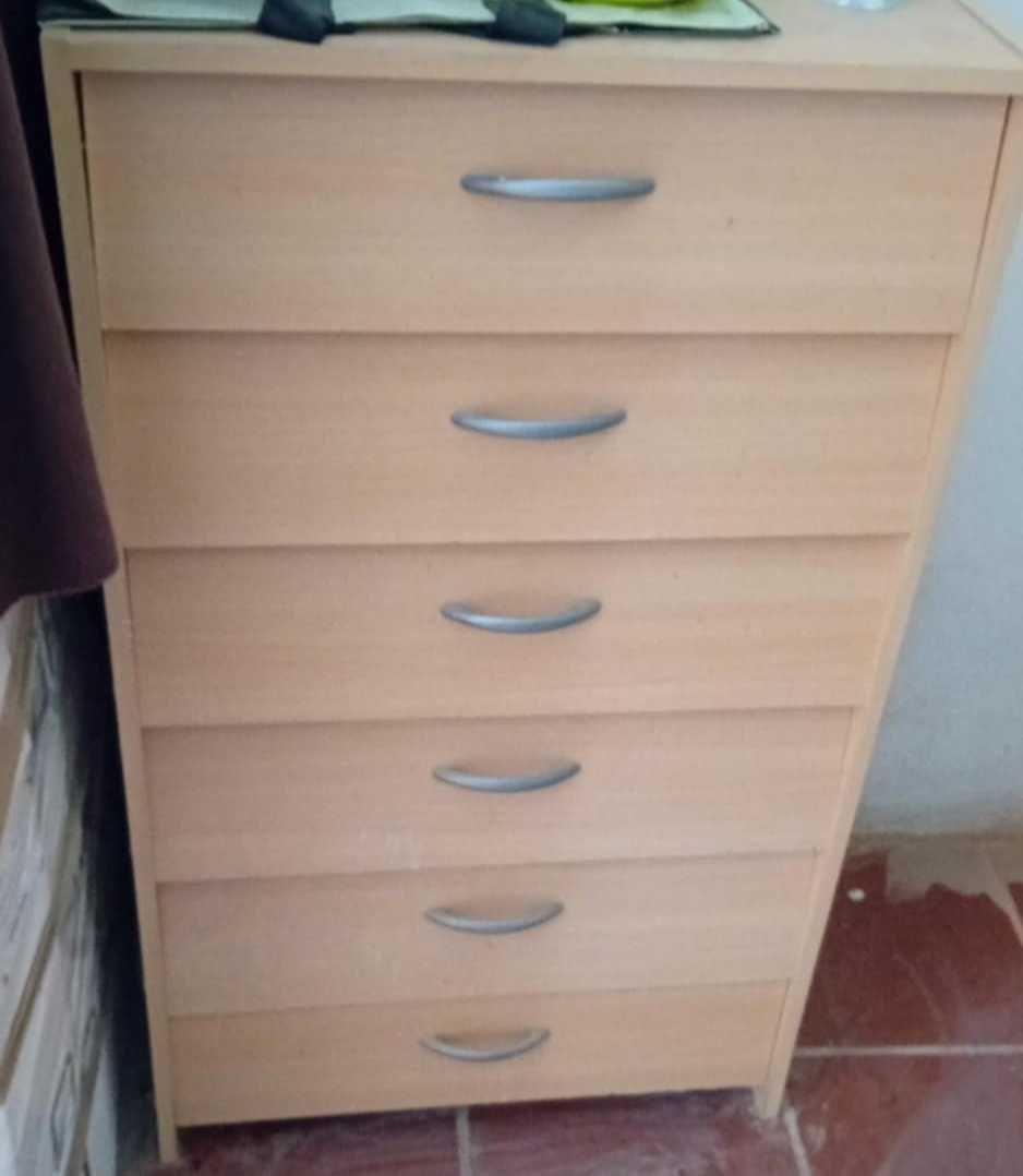 Vendo sapateira nova barata
