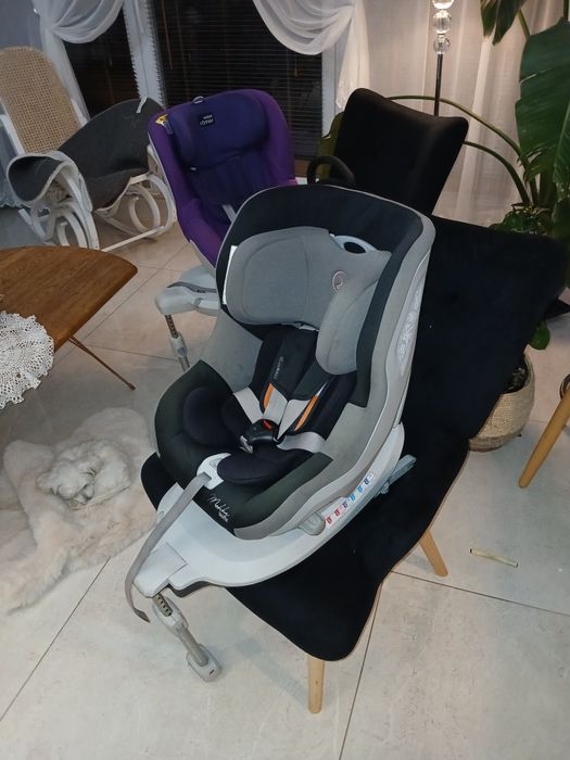 Fotelik samochodowy obrotowy colleto mokka