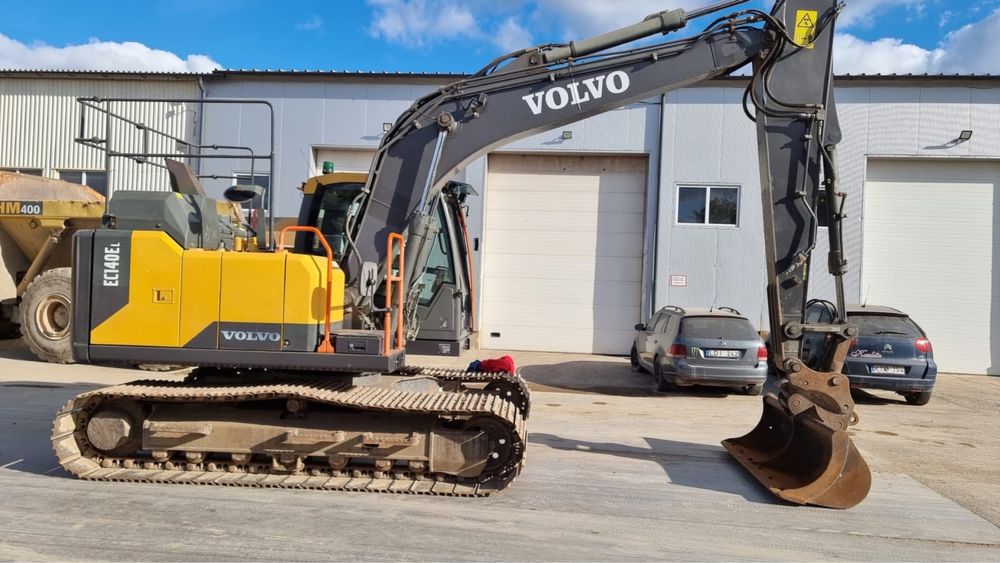 Продам экскаватор Volvo EC 140 EL , 2017 г