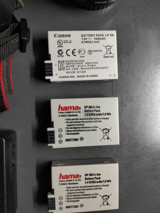 Máquina DSLR Canon 600D kit