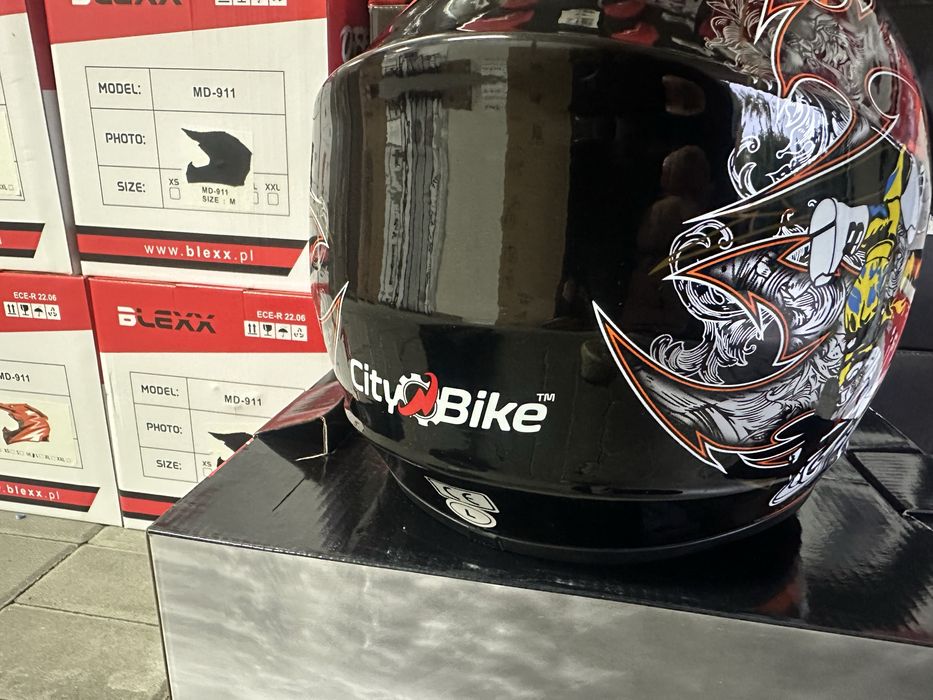 Nowy Kask L 57- 58 cm City Bike czarny crossowy full face CE