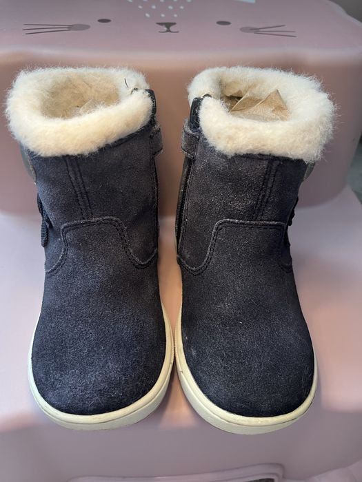 Дитячі чобітки фірми Geox, 21р., довжина устілки 14 см