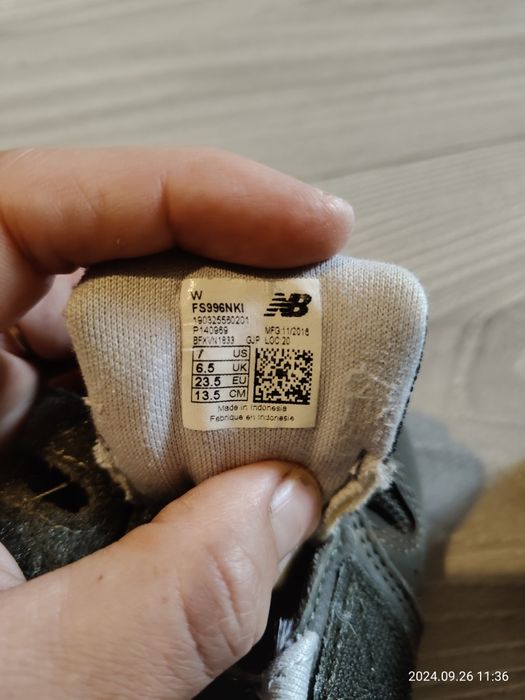 Buty dziecięce New Balance rozmiar 23,5