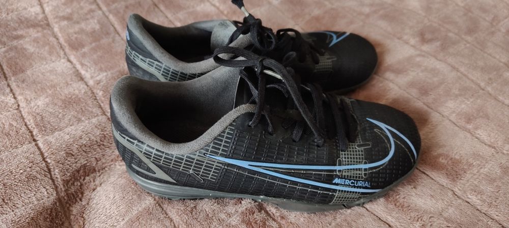 Buty piłkarskie Nike Mercurial 32 turfy