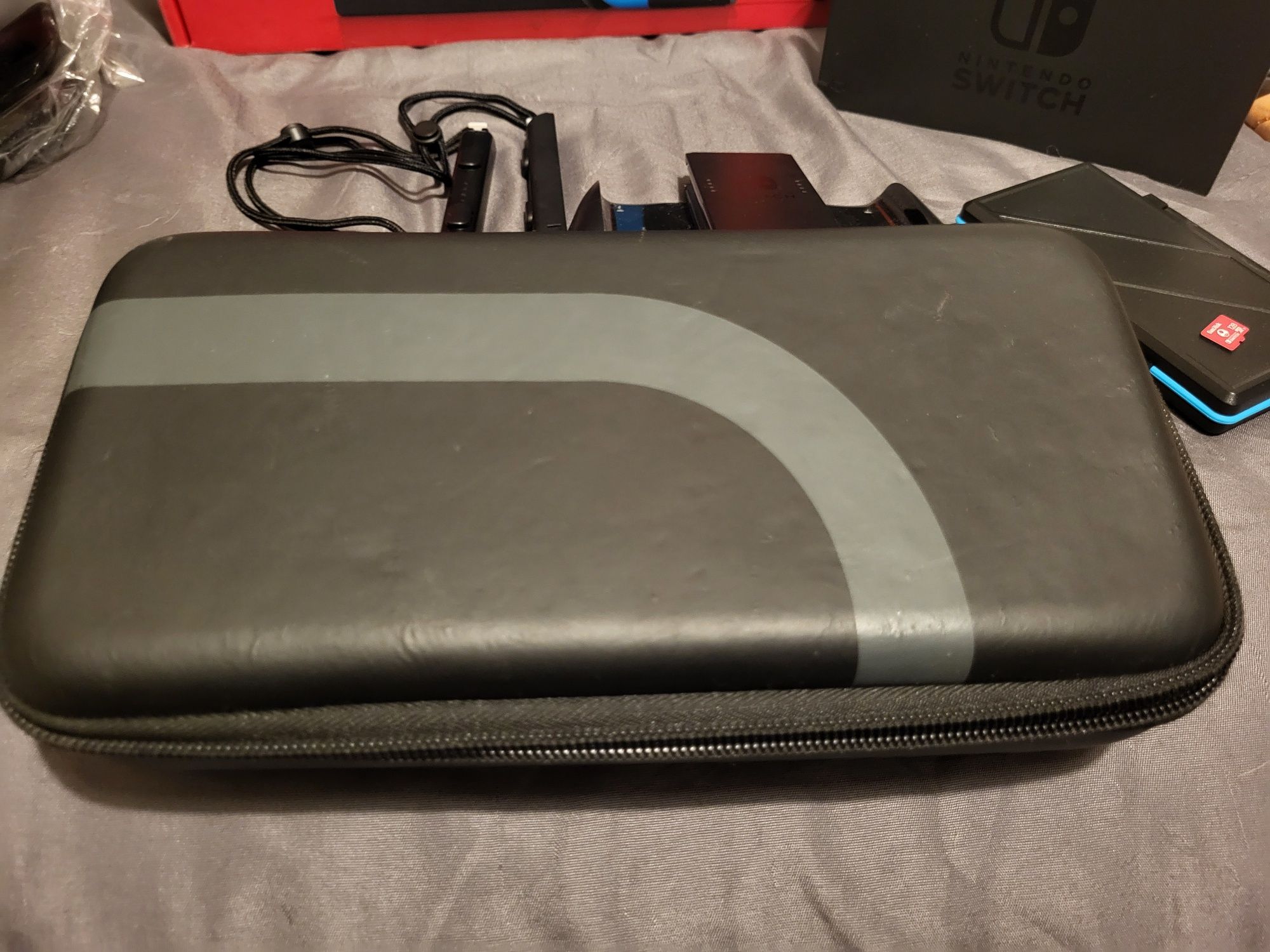 Nintendo Switch com acessórios