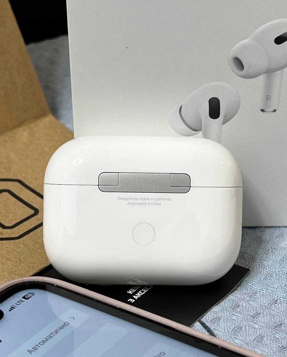 продам! Новенькі AirPods Pro 2 є Чек і Гарантія до 27 року