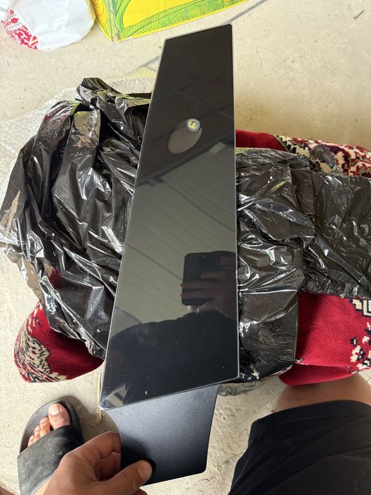 Стійка бокова права, скло model S 21+