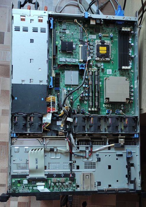 Сервер Dell poweredge R410 Xeon Е5620 RAM 16gb
