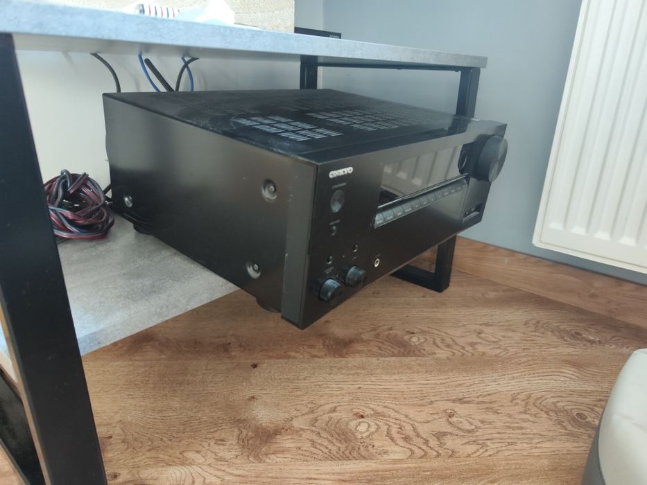 Sprzedam amplituner Onkyo Tx-nr676E