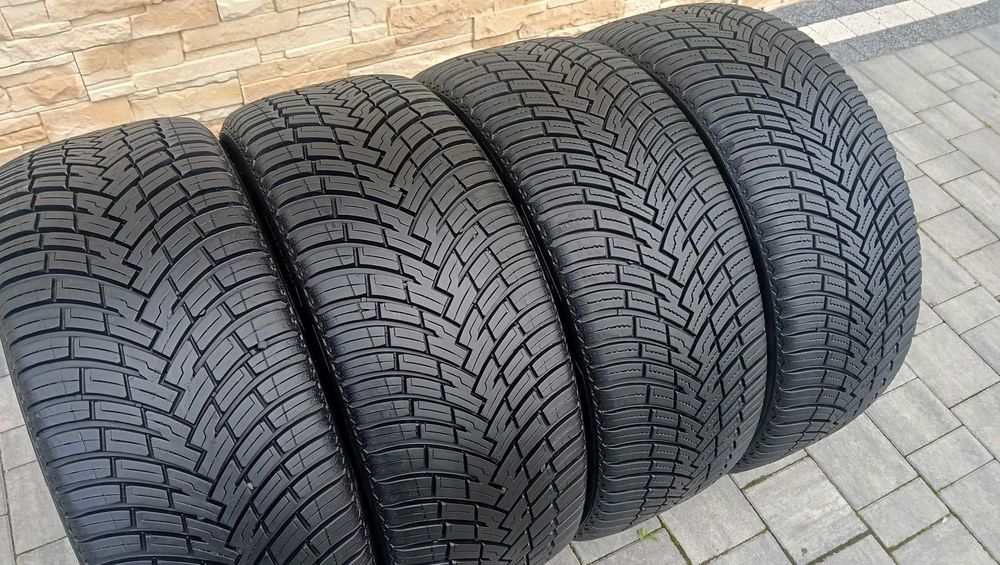 225/45r17  PIRELLI  ALLSEASON  ,   4 opony jak NOWE ,    caloroczne