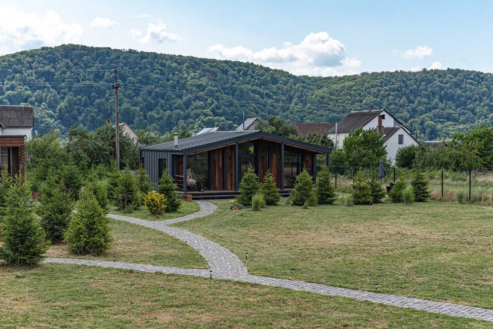 Будинок "Гори". Місце для відпочинку "Простір"