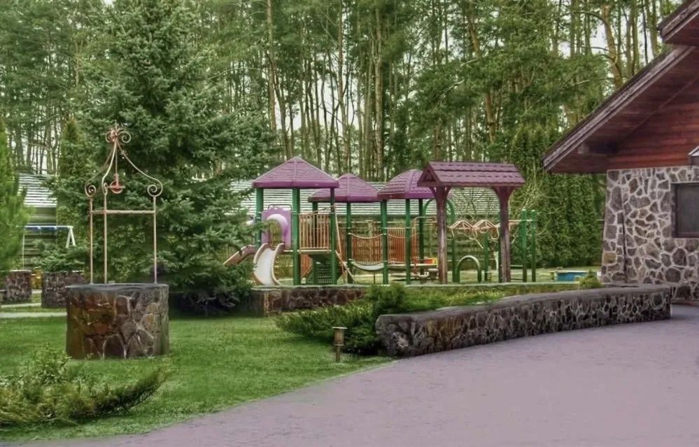 Аренда дома Посуточно с Бассейном Березовка