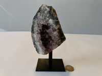 Naturalny kamień Ametyst Geoda na metalowej nóżce nr 6