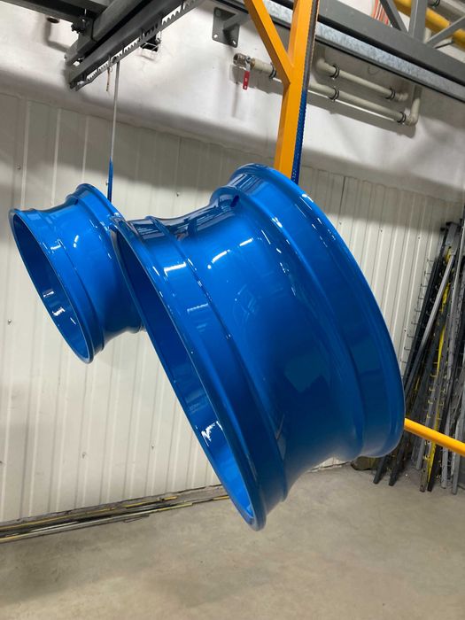 Renowacja felg ciężarowych TIR piaskowanie i malowanie proszkowe