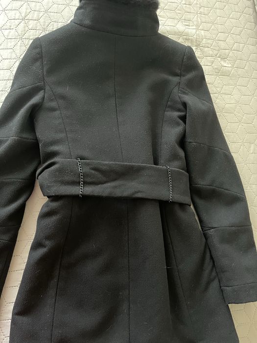 Пальто зимове з натуральним хутром