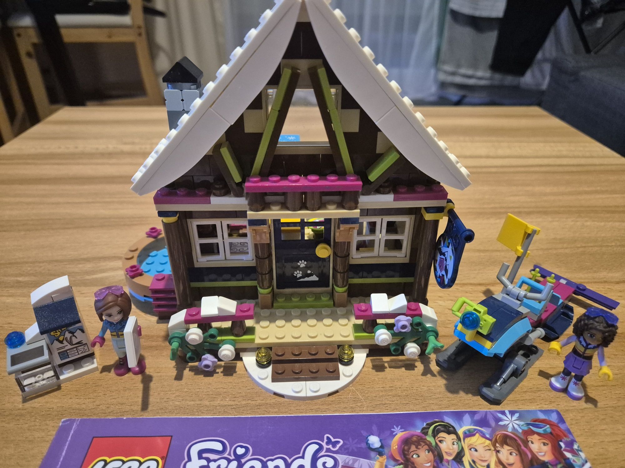LEGO Friends 41323 Górski domek
Stan bardzo dobry, brak pudełka.
Brak