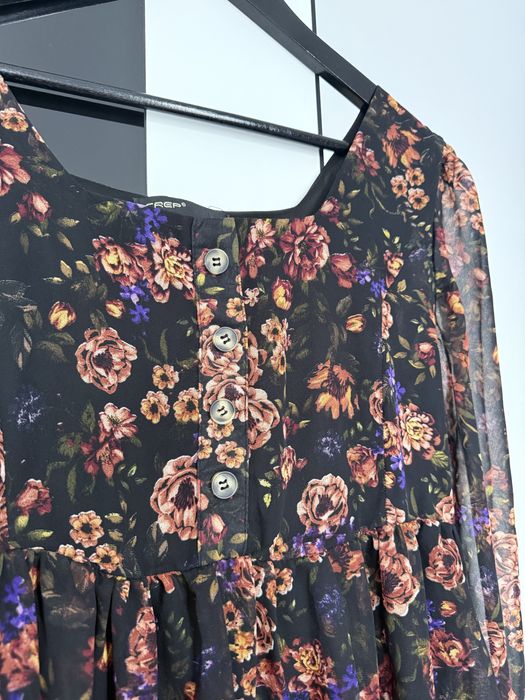 Шифонова сукня , у квітковий принт!