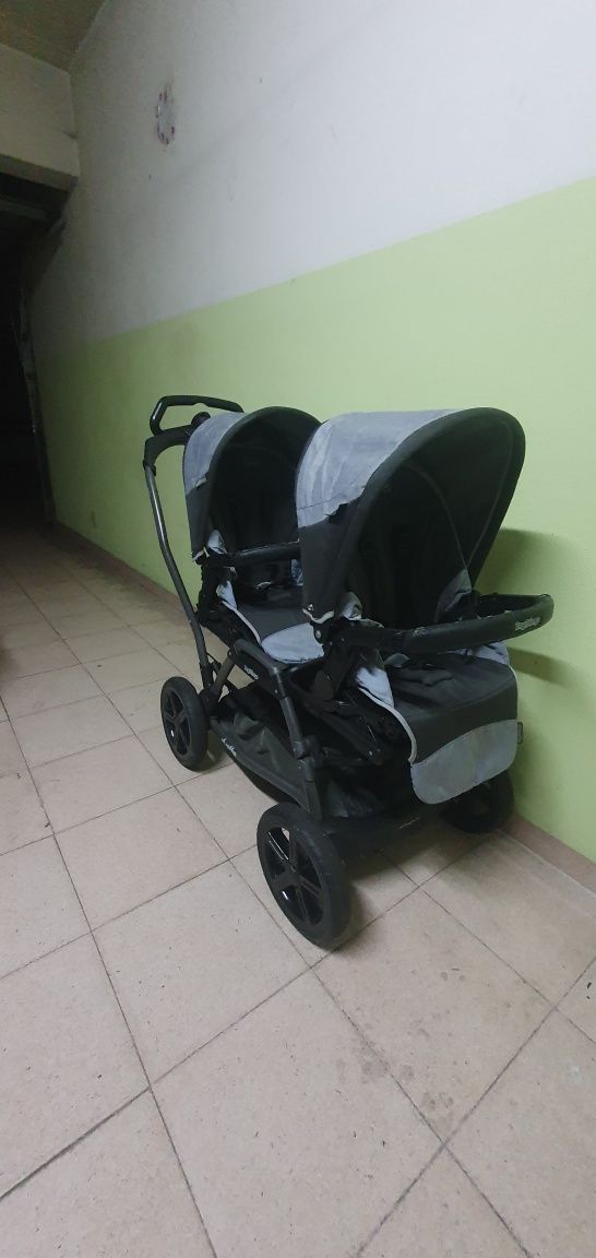 Carrinho duplo bebé + Ovo Auto c/Suporte