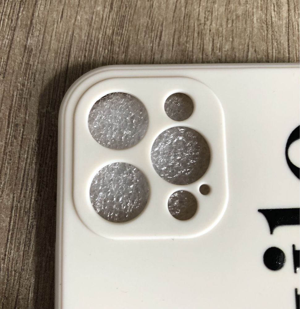 case/etui beżowy z napisem iPhone 12 Pro