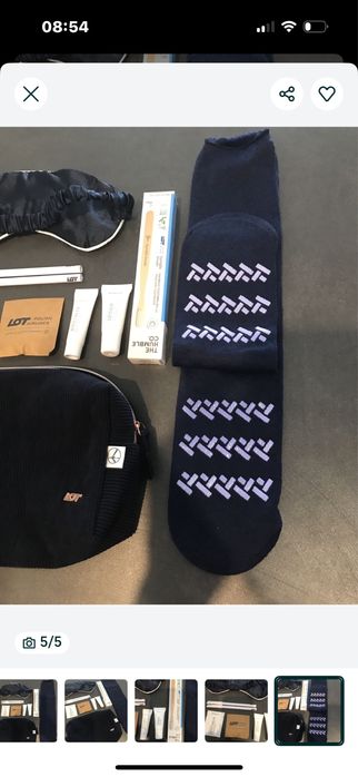 Zestaw gadzetow z klasy biznes PLL LOT