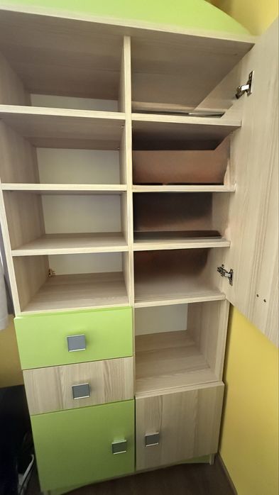 Meble do pokoju dziecięcego/młodzieżowego