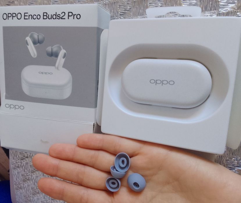 Безпровідні навушники