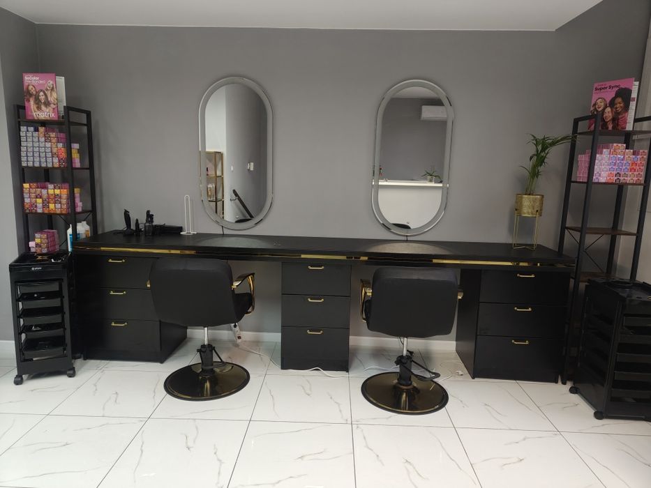 Sprzedam zestaw fryzjerski, wszystko w bardzo dobrym stanie