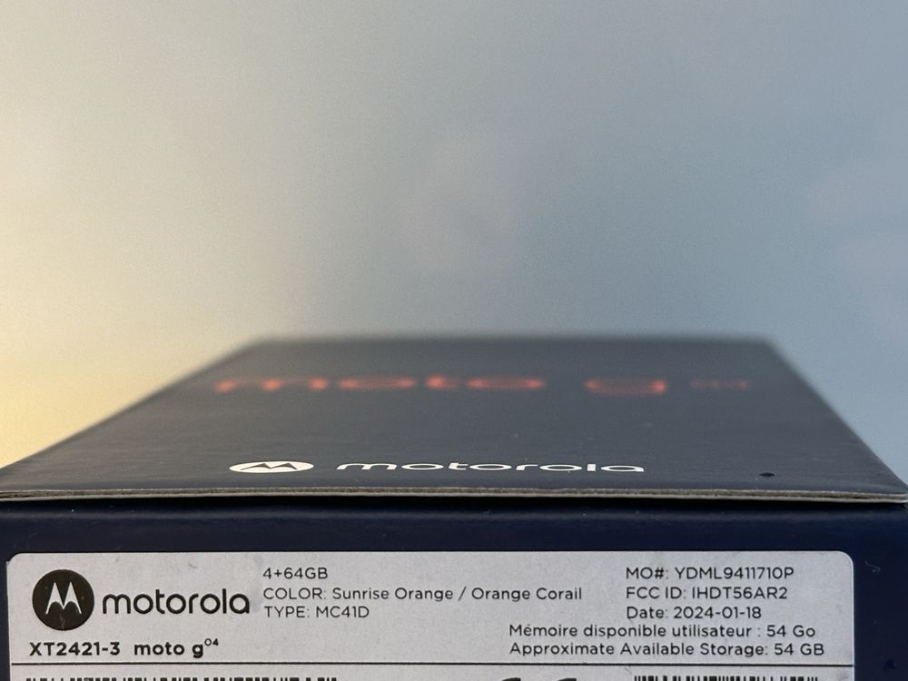 Motorola G04 4/64GB Sunrise Orange/Orange Corail NOWA Gwarancja