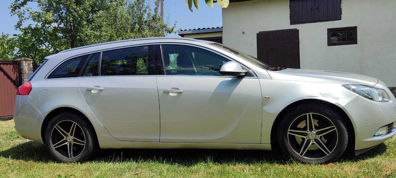 Продам Opel Insignia