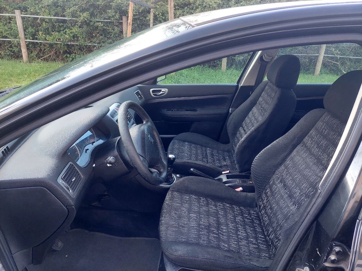 Peugeot 307 1.4i