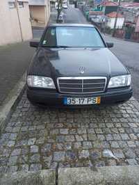 Vendo Mercedes C220d 1995 gasta um pouco de óleo