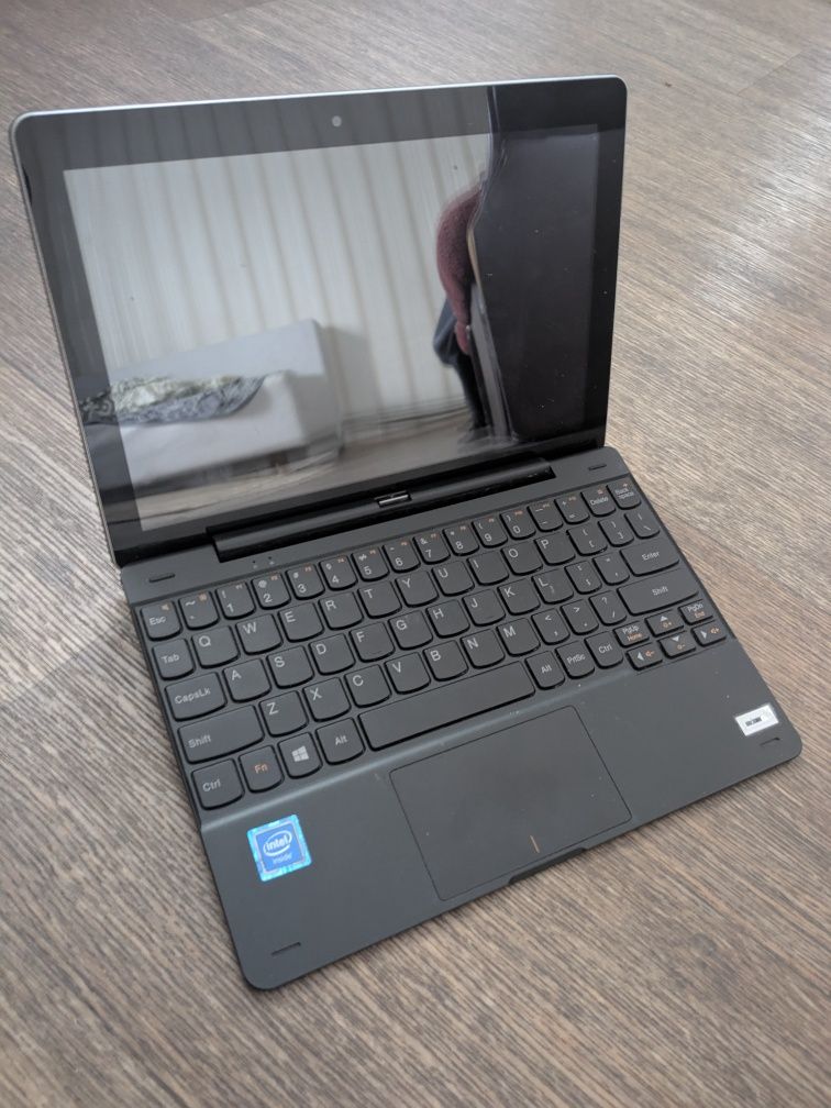 Lenovo miix 300 планшет на Windows 10