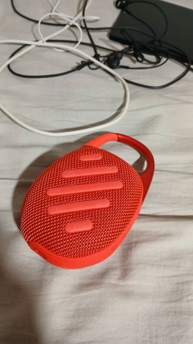 JBL Clip 5 Red edition