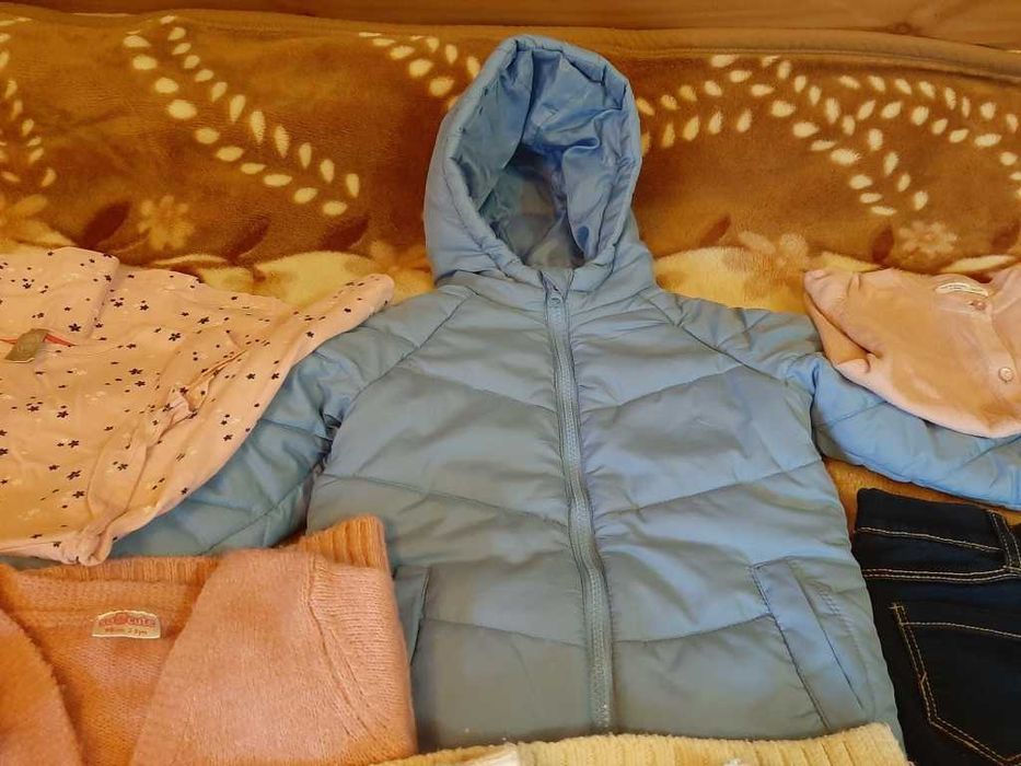 Ubrania po domu 98/104 kurtka leginsy koszulki sukienki sweterki swetr