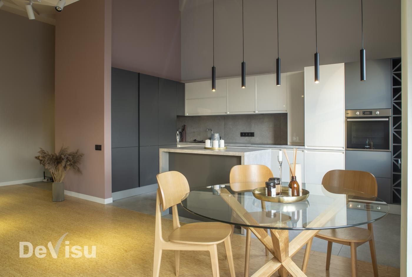 Дизайнерська 2-кімнатна квартира (76м2), Чорновола, Центр